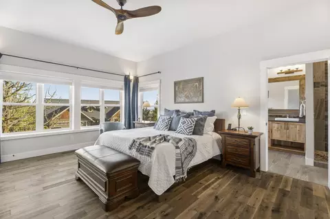 Bedroom - 628 Highland Meadow Loop, Redmond, OR 97756 photo 7 of 10