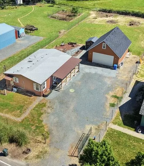 1807 Rounds Ave, Grants Pass, OR 97527