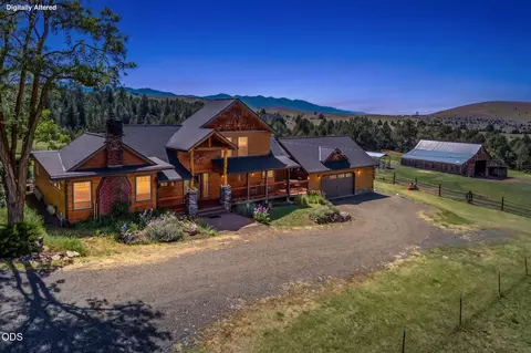 26608 Adam Rd, Canyon City, OR 97820