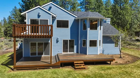 Exterior - 60309 Tall Pine Ave, Bend, OR 97702 photo 16 of 17