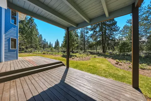 Exterior - 60309 Tall Pine Ave, Bend, OR 97702 photo 9 of 17