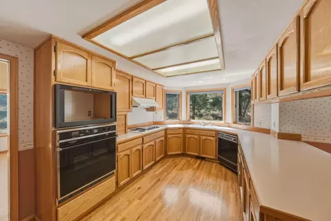 Kitchen - 60309 Tall Pine Ave, Bend, OR 97702 photo 1 of 7