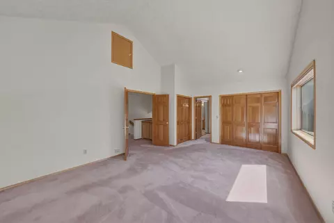 Bedroom - 60309 Tall Pine Ave, Bend, OR 97702 photo 5 of 11