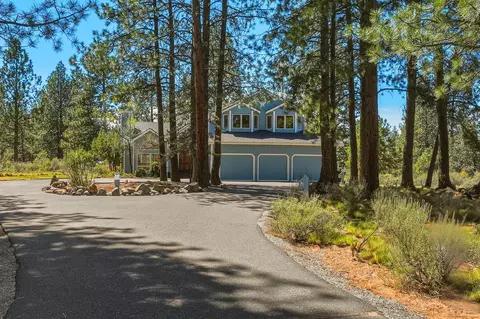 Exterior - 60309 Tall Pine Ave, Bend, OR 97702 photo 2 of 17