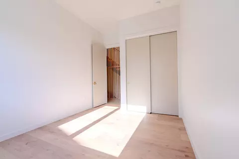 Bedroom - 312 E Rapp Rd, Talent, OR 97540 photo 3 of 8