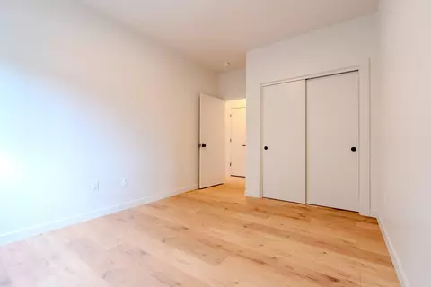 Bedroom - 312 E Rapp Rd, Talent, OR 97540 photo 7 of 8