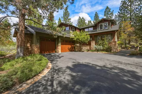240 NW Skyliner Summit Loop, Bend, OR 97703