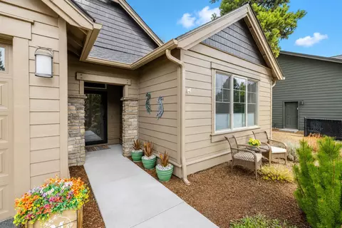 51833 Fordham Dr, La Pine, OR 97739