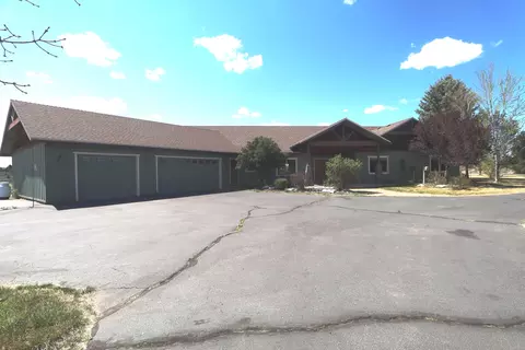 21491 Bear Creek Rd, Bend, OR 97701