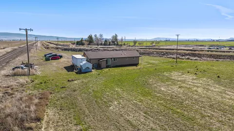 Other - 23810 Gaines Rd, Merrill, OR 97633 photo 6 of 7