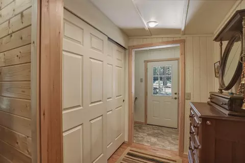 Entry Way - 15020 Remuda Rd, Sisters, OR 97759 photo 1 of 2