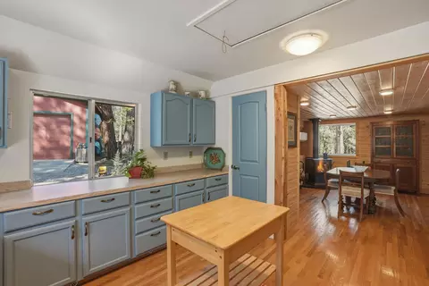 Kitchen - 15020 Remuda Rd, Sisters, OR 97759 photo 1 of 4