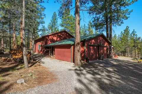 Exterior - 15020 Remuda Rd, Sisters, OR 97759 photo 13 of 22