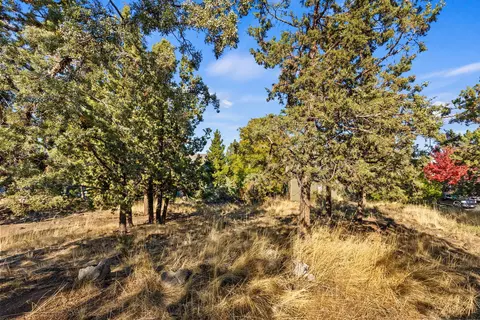2101 NE Holliday Ave, Bend, OR 97701 photo 16