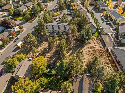 2101 NE Holliday Ave, Bend, OR 97701 photo 21