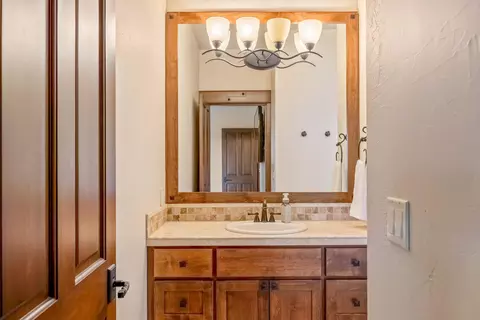 Bath - 67167 Highway 20, Bend, OR 97703 photo 5 of 5