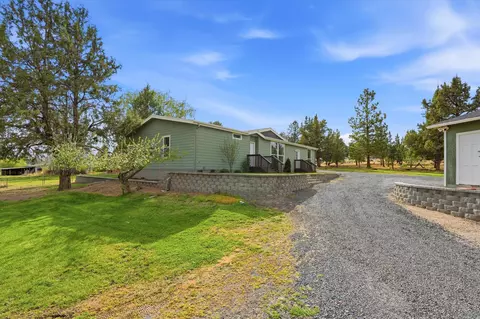 64992 Valeview Dr, Bend, OR 97703 photo 45
