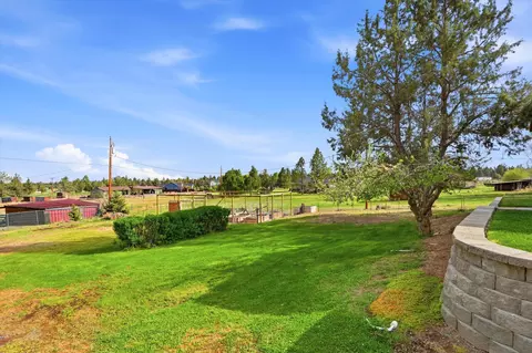 64992 Valeview Dr, Bend, OR 97703 photo 36