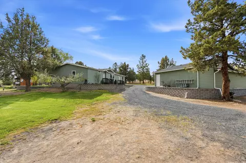 64992 Valeview Dr, Bend, OR 97703 photo 44