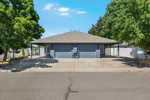 783 Columbine Way, Central Point, OR 97502