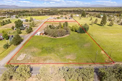 62636 Erickson Rd, Bend, OR 97701