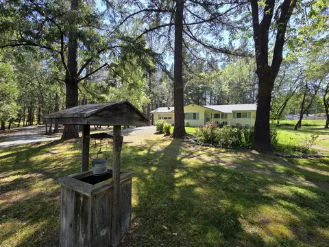 580 Portland Ave, Grants Pass, OR 97526