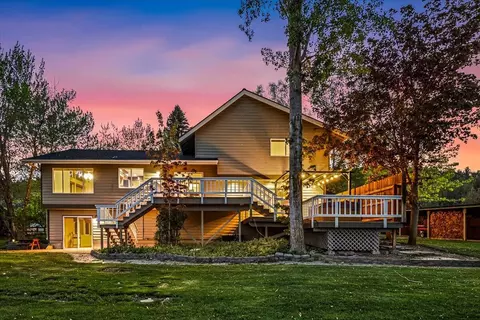 1176 NE Barnes Rd, Prineville, OR 97754