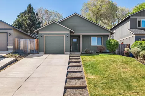 21275 Thornhill Ln, Bend, OR 97701