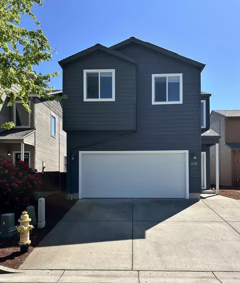 359 Jans Ct, Central Point, OR 97502