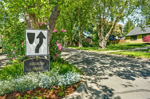 124 Kensington, Medford, OR 97504