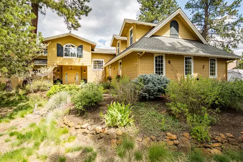 Exterior - 54641 Silver Fox Dr, Bend, OR 97707 photo 15 of 18