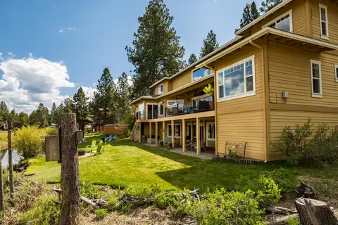 Exterior - 54641 Silver Fox Dr, Bend, OR 97707 photo 12 of 18