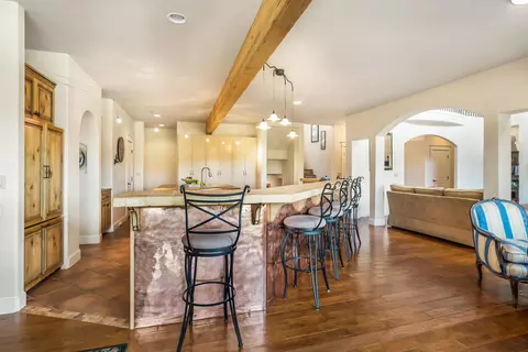 Kitchen - 54641 Silver Fox Dr, Bend, OR 97707 photo 4 of 8