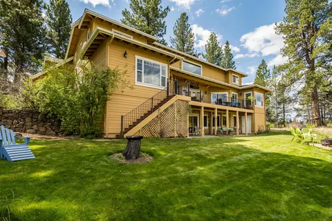 Exterior - 54641 Silver Fox Dr, Bend, OR 97707 photo 10 of 18