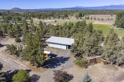 View/Area - 63639 Gentry Loop, Bend, OR 97701 photo 2 of 5