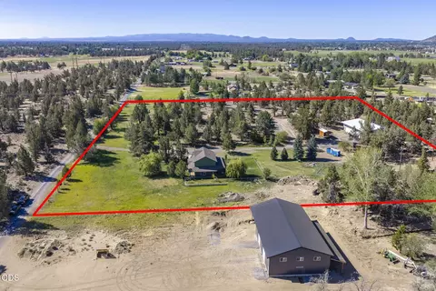 View/Area - 63639 Gentry Loop, Bend, OR 97701 photo 5 of 5
