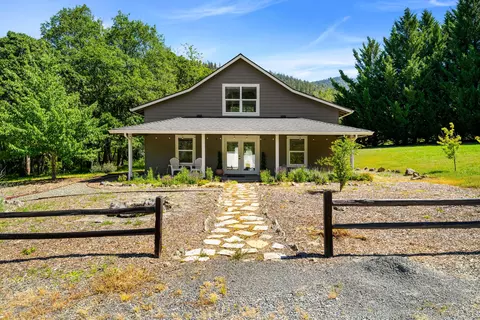 Exterior - 931 Hogan Rd, Applegate, OR 97530 photo 30 of 30