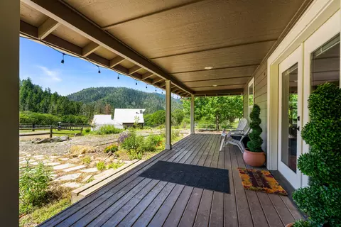 Exterior - 931 Hogan Rd, Applegate, OR 97530 photo 27 of 30
