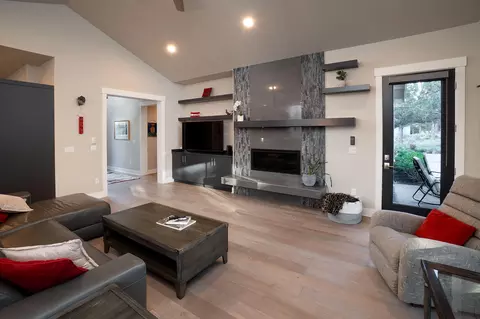 3265 NW Kidd Pl, Bend, OR 97703 photo 3