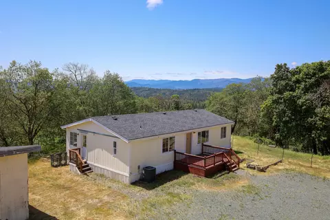 345 Melissa Ln, Grants Pass, OR 97526