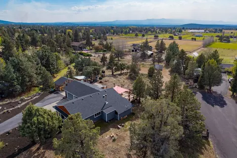 64911 Glacier View Dr, Bend, OR 97703 photo 46