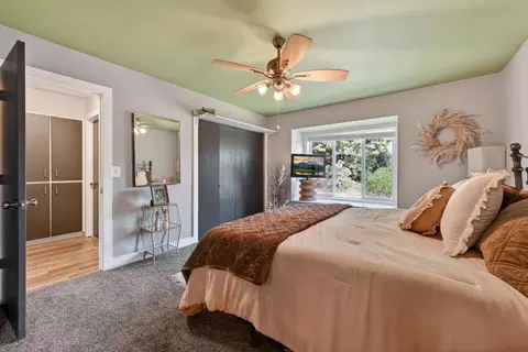 64911 Glacier View Dr, Bend, OR 97703 photo 8