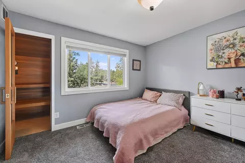 64911 Glacier View Dr, Bend, OR 97703 photo 19