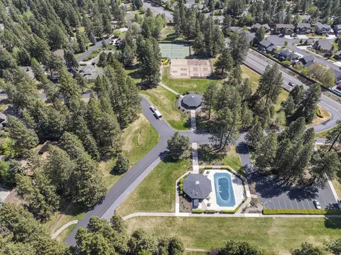 View/Area - 60645 Taos, Bend, OR 97702 photo 5 of 16