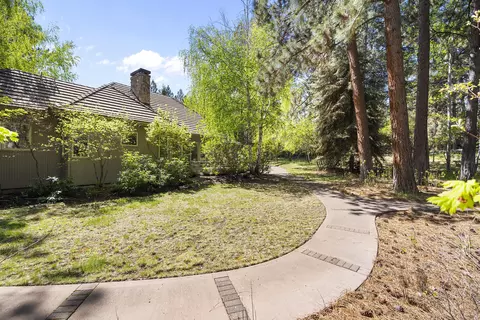 Exterior - 60645 Taos, Bend, OR 97702 photo 6 of 16