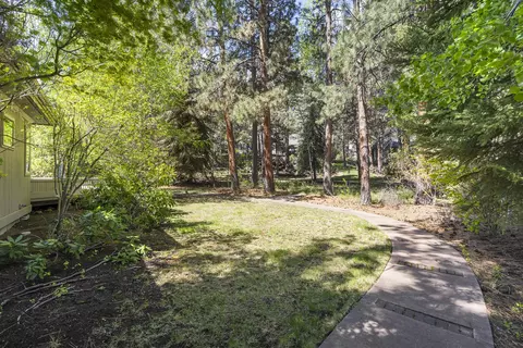 Exterior - 60645 Taos, Bend, OR 97702 photo 14 of 16