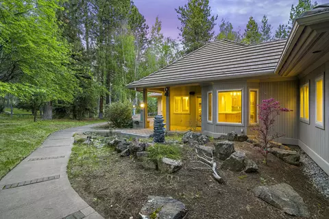 Exterior - 60645 Taos, Bend, OR 97702 photo 16 of 16