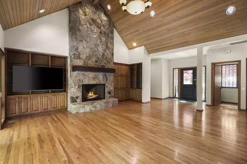Living - 60645 Taos, Bend, OR 97702 photo 1 of 3