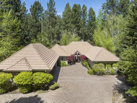 60645 Taos, Bend, OR 97702
