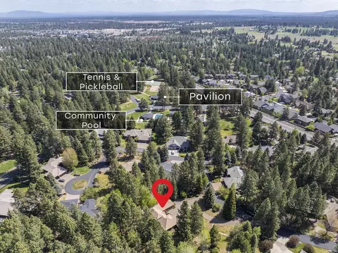 View/Area - 60645 Taos, Bend, OR 97702 photo 3 of 16